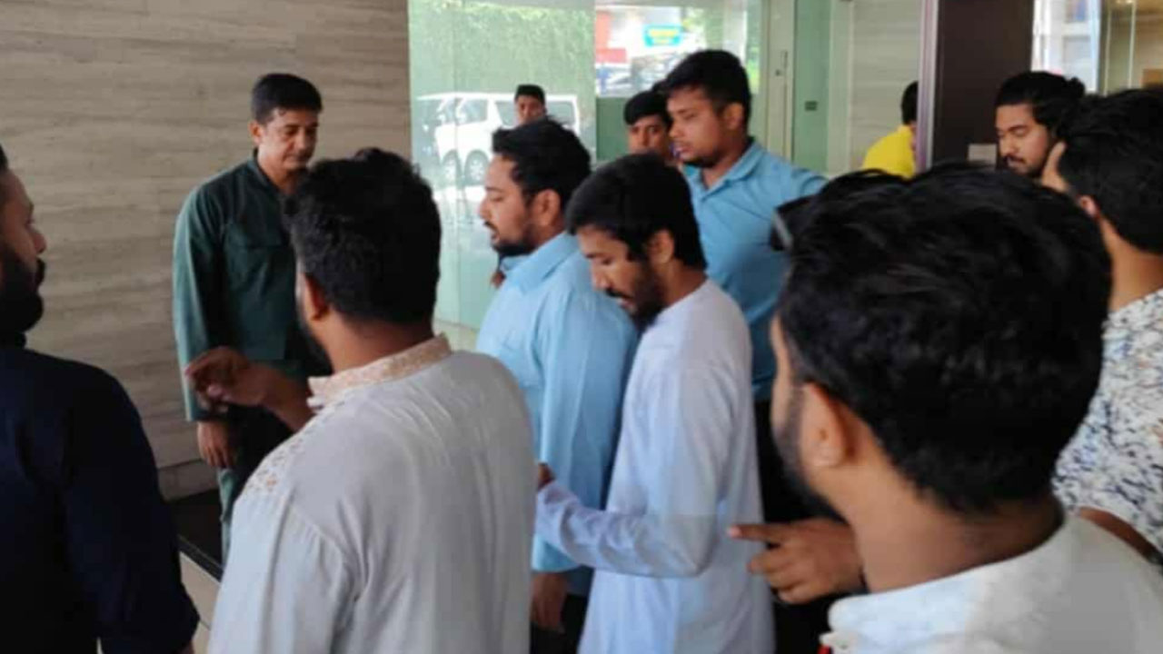 কক্সবাজারে পৌঁছেছেন এনসিপির নেতাকর্মীরা